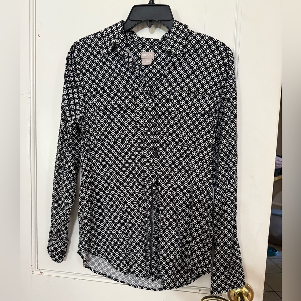 Chico's Monochrome Geometric Button Down Shirt